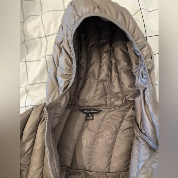 Women’s Eddie Bauer Long Down Puffer Winter Coat, XL, Silver/Tan/metallic - Picture 3 of 8